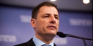 Tuzson Bence: meg kell állítani Brüsszelt! Tuzson Bence: meg kell állítani Brüsszelt!