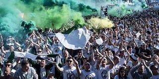 Vegyél belépőt a pécsiek közé, és ne balhézz, mondják a Pécsre készülő Fradi-drukkerek Vegyél belépőt a pécsiek közé, és ne balhézz, mondják a Pécsre készülő Fradi-drukkerek