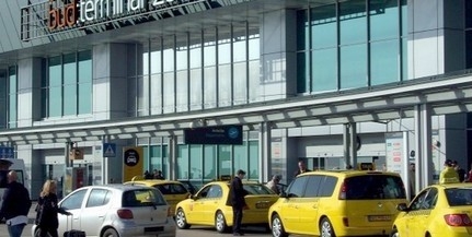 Nem engedték felszállni a repülőre a versendieket Nem engedték felszállni a repülőre a versendieket