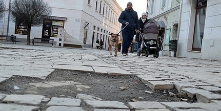 Hétfőn kezdődik, s az év végéig befejeződik a Jókai téren a burkolat cseréje Hétfőn kezdődik, s az év végéig befejeződik a Jókai téren a burkolat cseréje