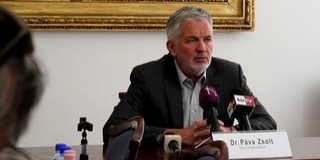 Páva Zsolt szerint Pécs jövője és fennmaradása a tét a vasárnapi népszavazáson