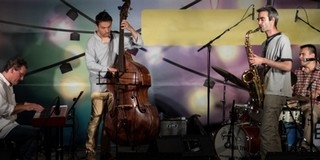 A Kalmár Zoltán Quartet zenél este az E78-ban A Kalmár Zoltán Quartet zenél este az E78-ban