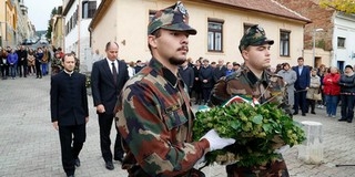 Őri László a nemzeti gyásznapon: az aradi mártírok mutatják, ki a magyar Őri László a nemzeti gyásznapon: az aradi mártírok mutatják, ki a magyar