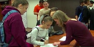 Több mint 300 középiskolás önkénteskedik a 72 óra kompromisszum nélkül akcióban Több mint 300 középiskolás önkénteskedik a 72 óra kompromisszum nélkül akcióban