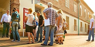 Saját, és nem a Ledina Kft. dolgozójával szemben nyert munkaügyi pert a Zsolnay Zrt. Saját, és nem a Ledina Kft. dolgozójával szemben nyert munkaügyi pert a Zsolnay Zrt.