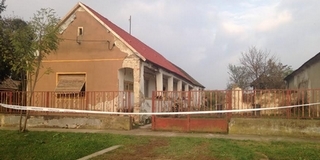 Fejbe lőttek egy tizenegy hónapos csecsemőt Oldon, Pécsett küzdenek az életéért Fejbe lőttek egy tizenegy hónapos csecsemőt Oldon, Pécsett küzdenek az életéért