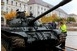 T-54-es tank gördült be a Széchenyi térre - Mindenki megnyugodhat, a páncélos harcképtelen T-54-es tank gördült be a Széchenyi térre - Mindenki megnyugodhat, a páncélos harcképtelen