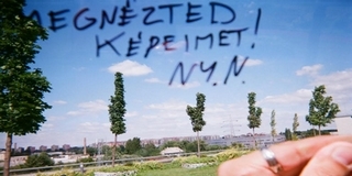 Hajléktalanok fotóztak, kiállítást nyitottak a képeikből Hajléktalanok fotóztak, kiállítást nyitottak a képeikből