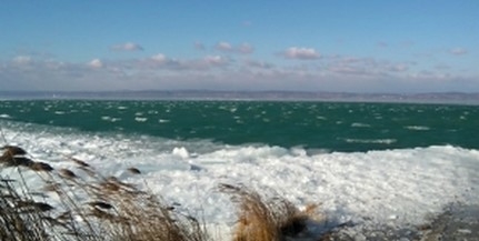 Megindult a jégzajlás a Balatonon - Videó! Megindult a jégzajlás a Balatonon - Videó!