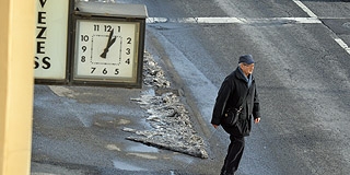 A város néhány pontján évekkel ezelőtt megállt az idő: hány az óra, Vekker úr? A város néhány pontján évekkel ezelőtt megállt az idő: hány az óra, Vekker úr?