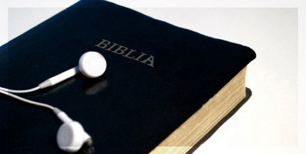 Egyedülálló magyar nyelvű hangos biblia készült Egyedülálló magyar nyelvű hangos biblia készült