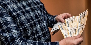 Pellérdiek kalandja Pesten: a Keletiben éjszakázást is bevállalták az Erzsébet-utalványért Pellérdiek kalandja Pesten: a Keletiben éjszakázást is bevállalták az Erzsébet-utalványért