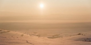 Zúzmarával, köddel indul a hét, továbbra is marad a hideg időjárás Zúzmarával, köddel indul a hét, továbbra is marad a hideg időjárás