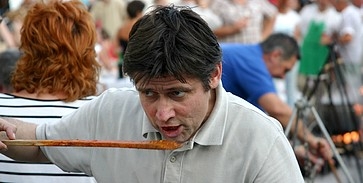 Szekszárdi finomságok a bográcsban Szekszárdi finomságok a bográcsban