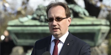 Hoppál: a magyar nemzeti identitástudat kútforrása a költő Hoppál: a magyar nemzeti identitástudat kútforrása a költő
