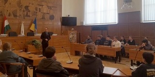 Délvidéki fiatalok látogattak el Pécsre és Mohácsra Délvidéki fiatalok látogattak el Pécsre és Mohácsra