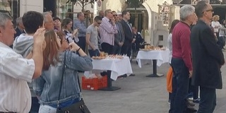 Piknik a száz évre készült Jókai téren: újabb tételt pipáltak ki a városi szégyenlistáról Piknik a száz évre készült Jókai téren: újabb tételt pipáltak ki a városi szégyenlistáról