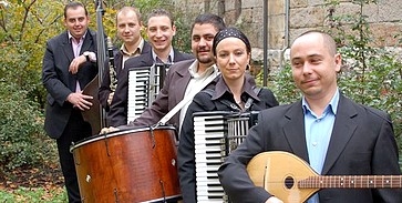 „Igaz, egyenes