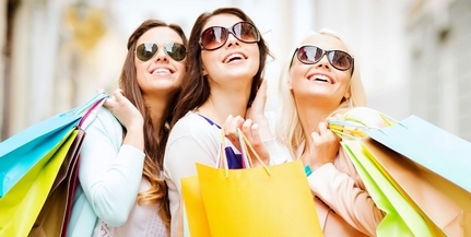 Akciókkal, hosszabb nyitvatartással várják a vásárlókat a Belvárosi Shopping Napon