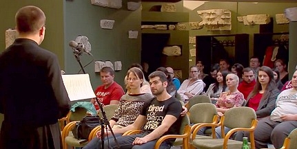 Hetven fiatal vett részt jegyesoktatáson - Videó Hetven fiatal vett részt jegyesoktatáson - Videó