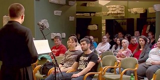 Hetven fiatal vett részt jegyesoktatáson - Videó Hetven fiatal vett részt jegyesoktatáson - Videó