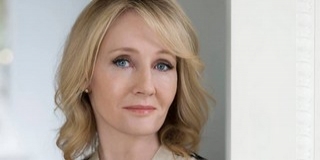 J.K. Rowling díjat kapott a brit könyvesektől J.K. Rowling díjat kapott a brit könyvesektől