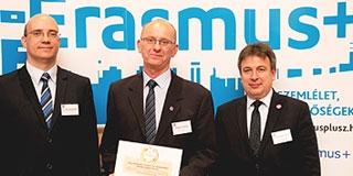 Erasmus+ nívódíjat kapott a pécsi Zipernowsky Szakgimnázium Erasmus+ nívódíjat kapott a pécsi Zipernowsky Szakgimnázium