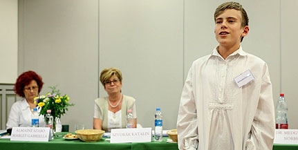 Mohácsi diák nyerte a Szent László-évi énekversenyt Mohácsi diák nyerte a Szent László-évi énekversenyt