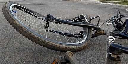 Hatalmasat esett egy biciklis a belvárosban, túl gyorsan ment