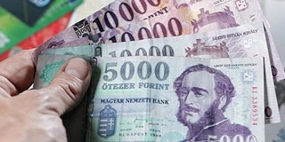 Még fizethetünk régi 2000 és 5000 forintos bankókkal Még fizethetünk régi 2000 és 5000 forintos bankókkal