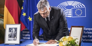 Orbán méltatta Helmut Kohl egykori német kancellárt Orbán méltatta Helmut Kohl egykori német kancellárt