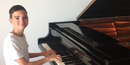 A Virtuózok fiatal felfedezettje, Boros Misi Bösendorfer zongorát kapott