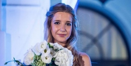 Barna Dorina, tizennyolc éves balatonfüredi lányt választották az Anna-bál szépének Barna Dorina, tizennyolc éves balatonfüredi lányt választották az Anna-bál szépének