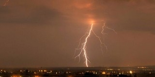 Hőség és zivatar miatt is figyelmeztetik Baranyát Hőség és zivatar miatt is figyelmeztetik Baranyát