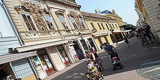 Titkokat rejtenek a pécsi épületeken található szimbólumok - A szabadkőművesek jelképei is feltűnnek Titkokat rejtenek a pécsi épületeken található szimbólumok - A szabadkőművesek jelképei is feltűnnek