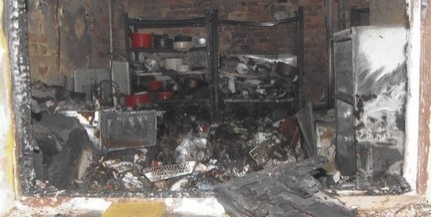 Lángra lobbant egy családi ház Pécsett szerda hajnalban