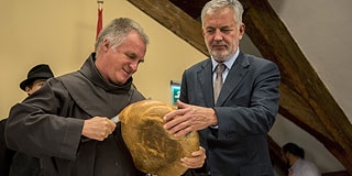 Böjte Csaba Pécsett: a világot az igenek, a bizalom és a hit viszi előre