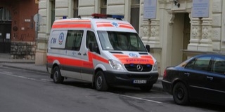 Megindult szülése miatt mentőt hívott, de azért még elugrott a boltba Megindult szülése miatt mentőt hívott, de azért még elugrott a boltba
