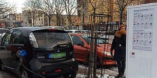 Egyre több elektromos autó lehet Pécsett, ha megépülnek az új töltőállomások Egyre több elektromos autó lehet Pécsett, ha megépülnek az új töltőállomások