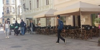 Újabb hamis tízezresek bukkantak fel Pécsett, a Vödör Caféban fizettek velük Újabb hamis tízezresek bukkantak fel Pécsett, a Vödör Caféban fizettek velük