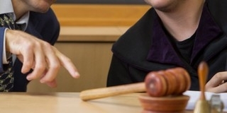 Több milliót csalt ki egy mohácsi nő, nem is létező pályázati támogatások ígéretével Több milliót csalt ki egy mohácsi nő, nem is létező pályázati támogatások ígéretével