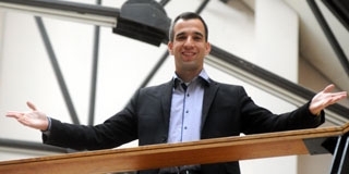 Eltanácsolták a pécsi Erdélyi Dánielt a Nemzetközi Karmesterversenyen való részvételtől Eltanácsolták a pécsi Erdélyi Dánielt a Nemzetközi Karmesterversenyen való részvételtől