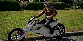 Egyedi elektromos motort épített Fröhlich Balázs, a prototípus egyes részeit nyomtatták Egyedi elektromos motort épített Fröhlich Balázs, a prototípus egyes részeit nyomtatták
