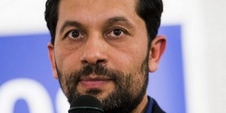 Tényleg megrúgták? Leköpték? Feljelentést fontolgat a Roma Parlament Bogdán Lászlóval szemben Tényleg megrúgták? Leköpték? Feljelentést fontolgat a Roma Parlament Bogdán Lászlóval szemben