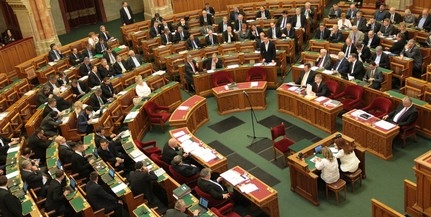 Több mint húsz kérdésre kell válaszolnia a kormánynak Több mint húsz kérdésre kell válaszolnia a kormánynak