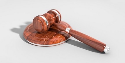 Lecsukják az alvó randipartnerét megszurkáló nőt Lecsukják az alvó randipartnerét megszurkáló nőt