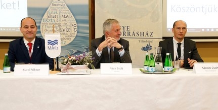 Pécsett tanácskoztak a vízművek gazdasági vezetői Pécsett tanácskoztak a vízművek gazdasági vezetői