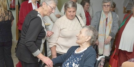 Száz idős lakja a hatvanéves a Szent Margit Gondozóotthont