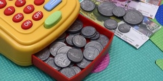 Saját bankjegyet készíthetünk a PFZ kreatív ötlete által Saját bankjegyet készíthetünk a PFZ kreatív ötlete által