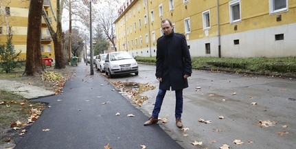 Sokmilliót költöttek járdák felújítására Pécsett, évről-évre újabb szakaszok következnek Sokmilliót költöttek járdák felújítására Pécsett, évről-évre újabb szakaszok következnek